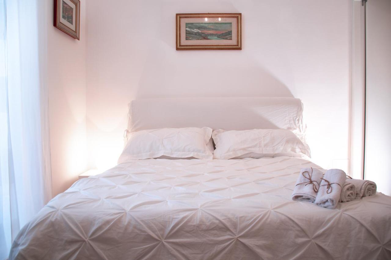 Luxury Bnb Pisacane Apartment Bari Luaran gambar