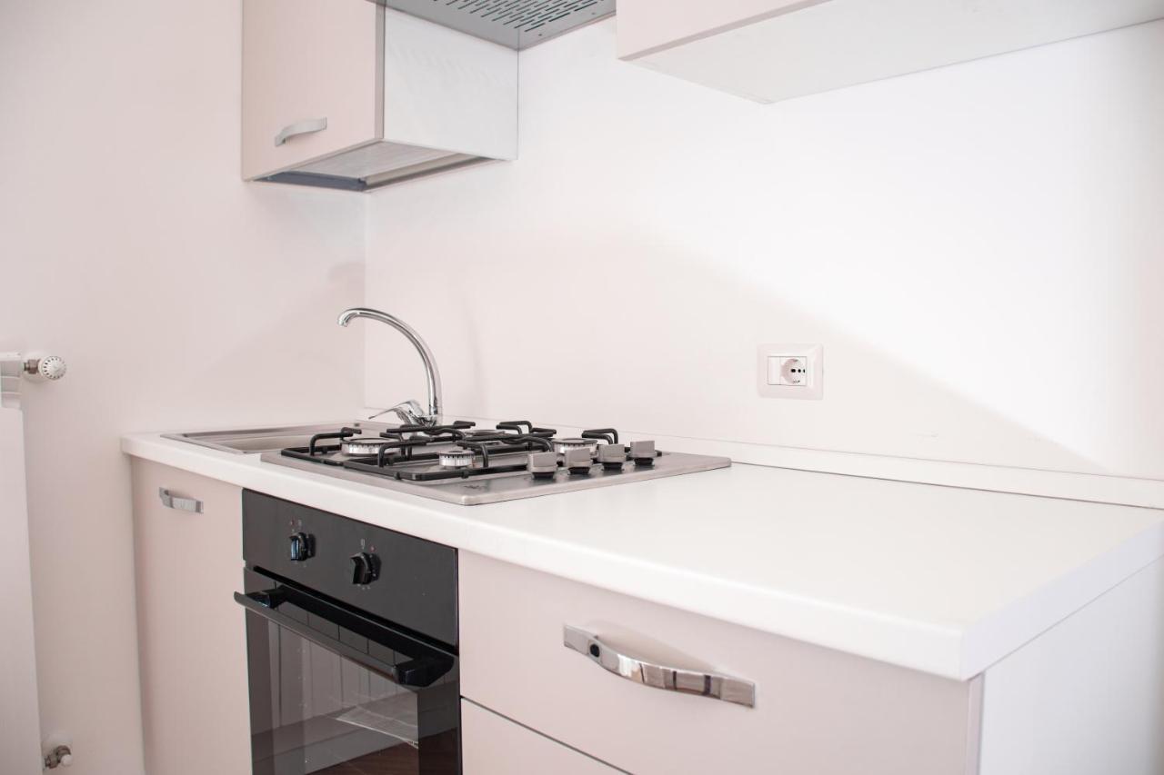 Luxury Bnb Pisacane Apartment Bari Luaran gambar